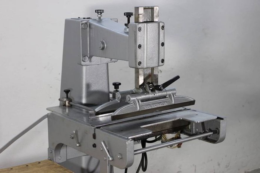 Case makers Hunkeler BDR 40 (2796-4)