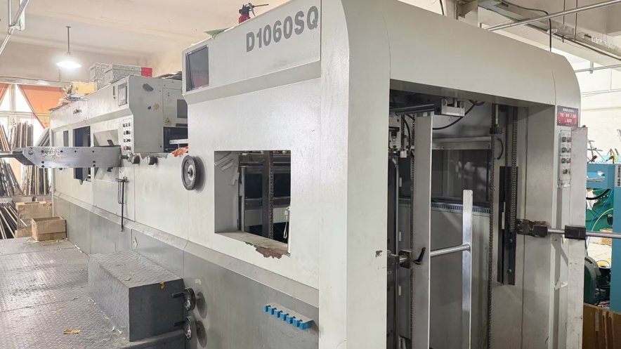 Die cutting  DAI`S D1060SQ