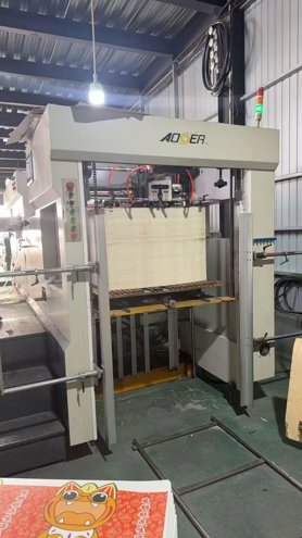 Die cutting AOER AEM-1080B