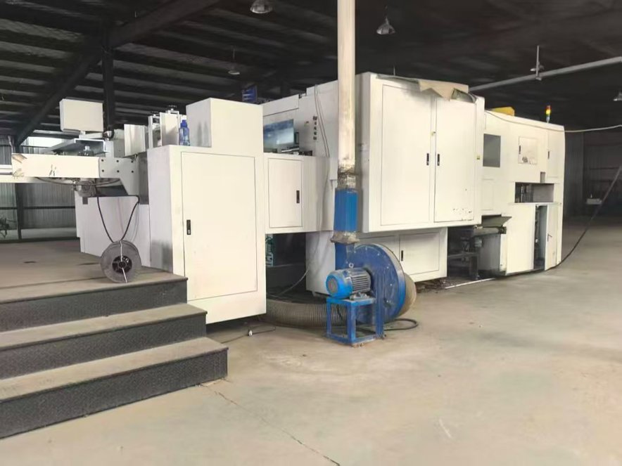 Die cutting AOER AEM-1650VQ