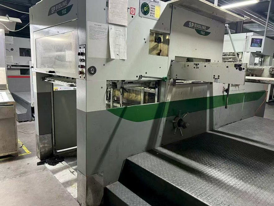 Die cutting Bobst SP 102 Evoline