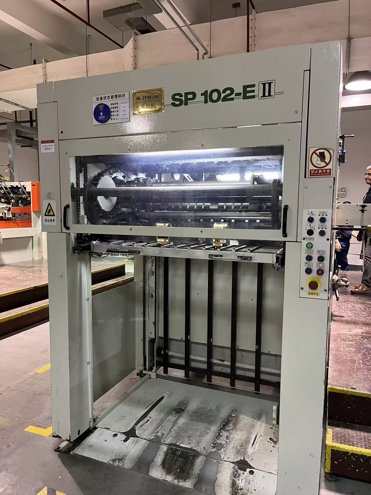Die cutting Bobst SP102EII