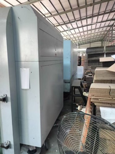 Die cutting DAYUAN MHC-1500EC