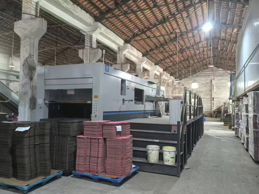 Die cutting DAYUAN MHC-1500FC