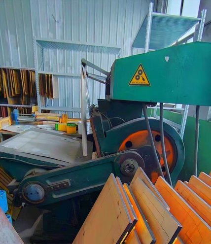 Die cutting DONGRUI TYMB 1100