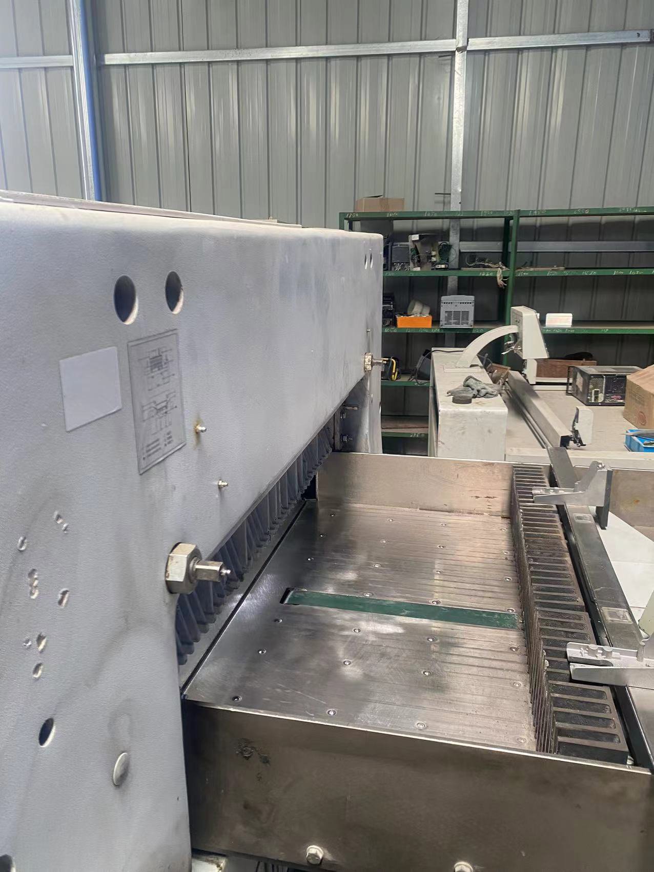 Polar 115PF Post Press, 2013, Guang Zhou Shi, China