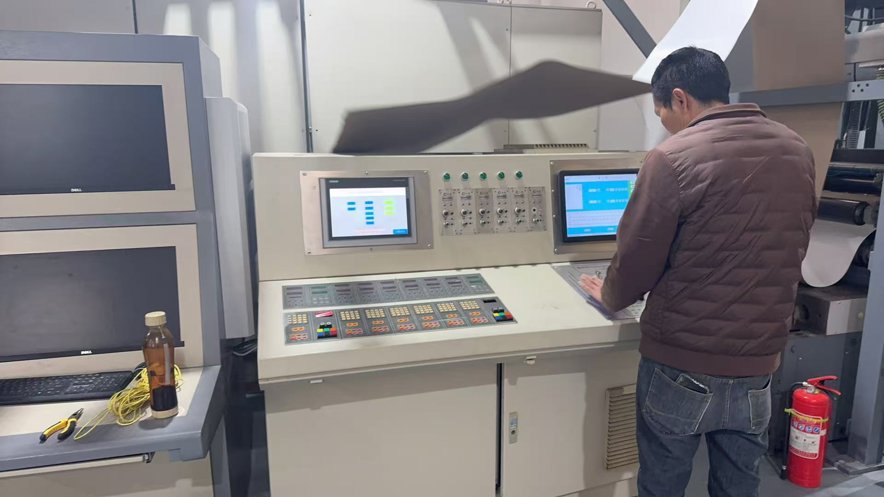 Gravure equipment Komori 650-8