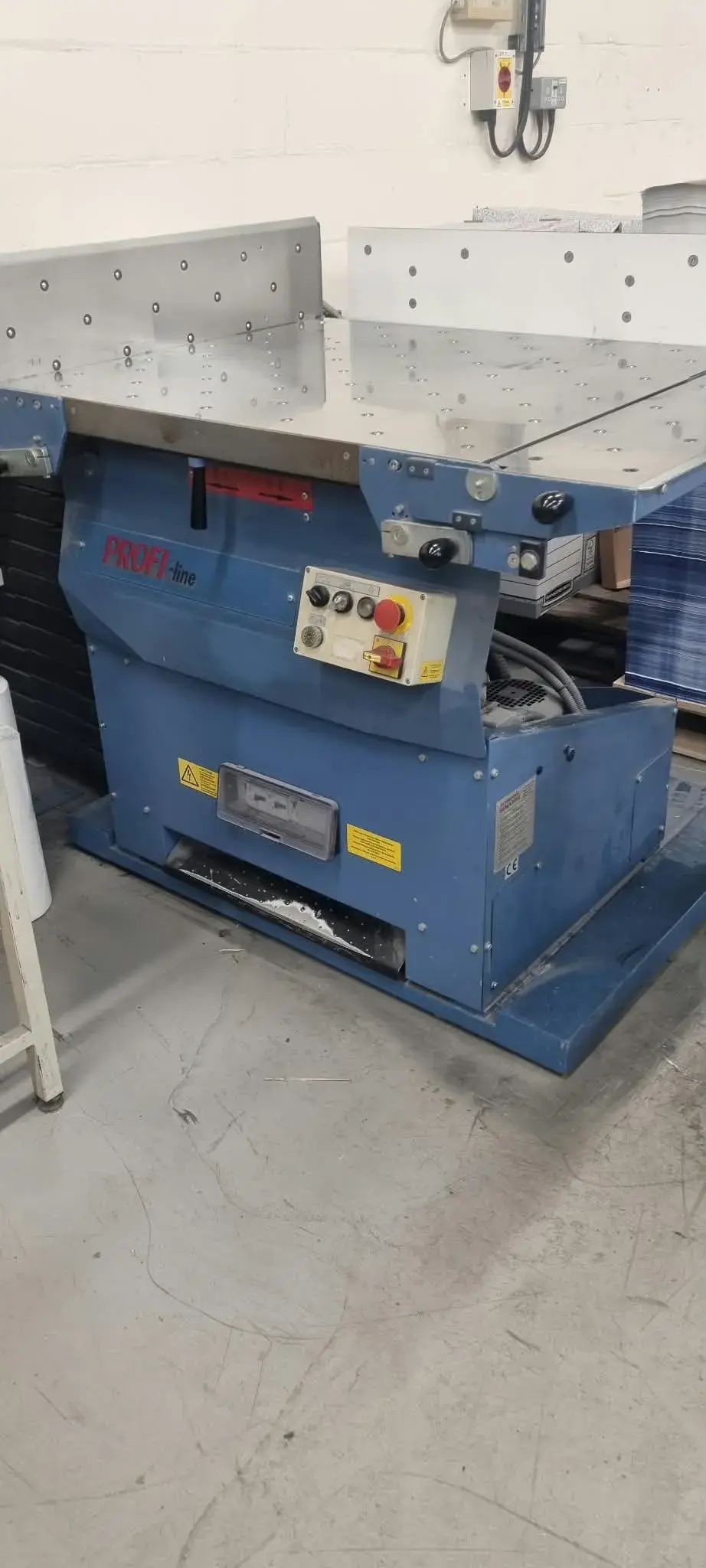 Schneider Senator Profi-Line / Paper Jogger Others, 2000, England, United Kingdom