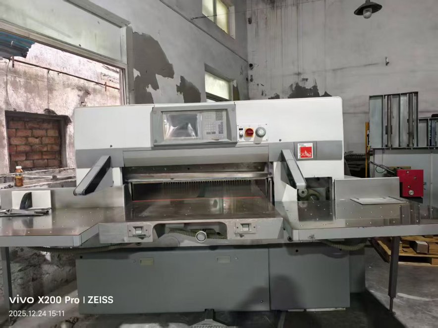Paper/Sheet Cutting Machines Polar 115 XC
