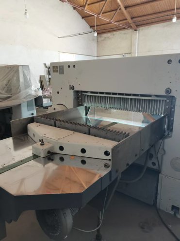 Paper/Sheet Cutting Machines Polar 115 XC