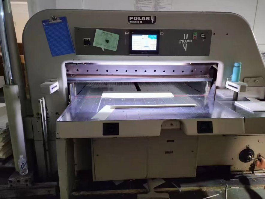Paper/Sheet Cutting Machines Polar 1450