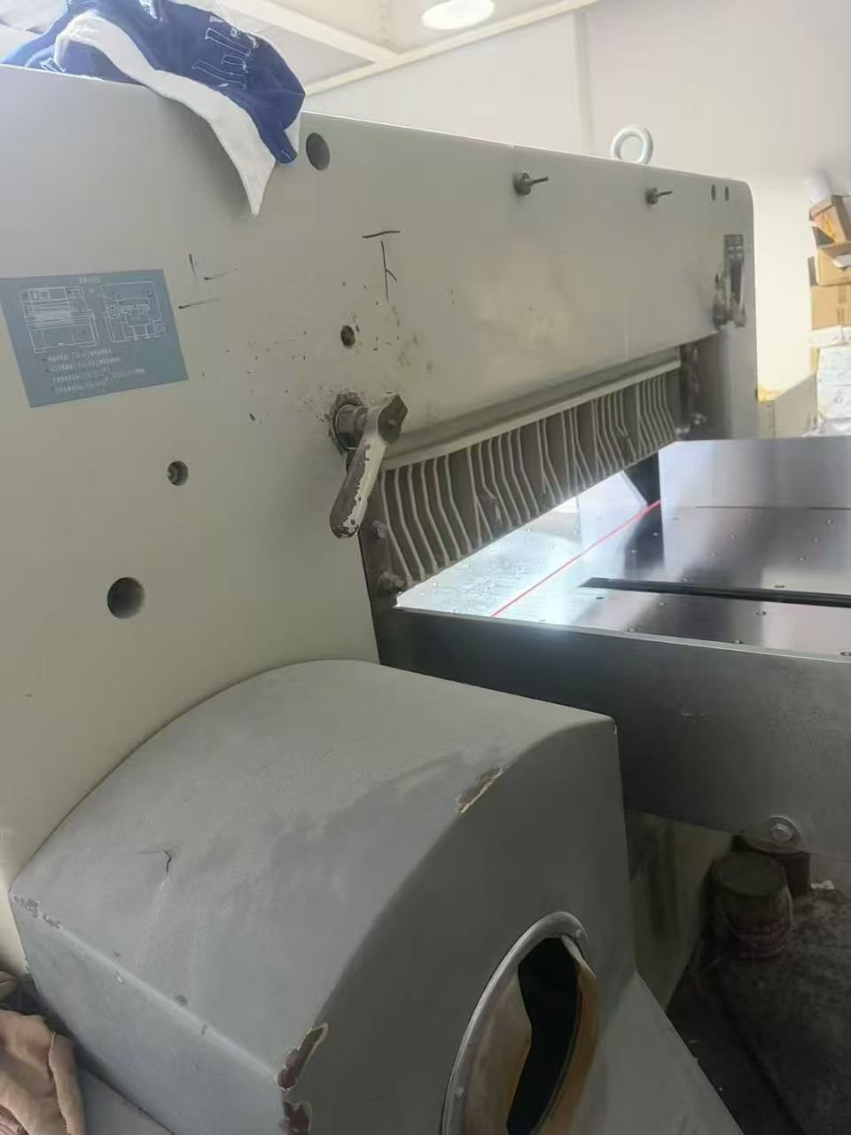Paper/Sheet Cutting Machines SHENWEIDA SQZX1150NZ
