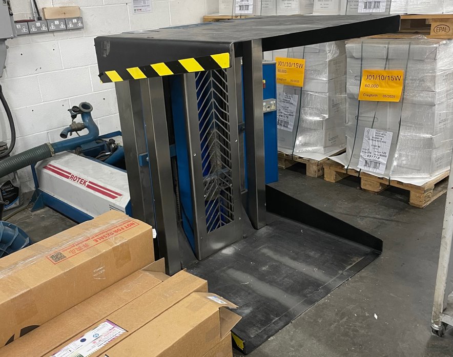 Pile turner/elevator Rotek B2 Pile Turner with Air and Jogging