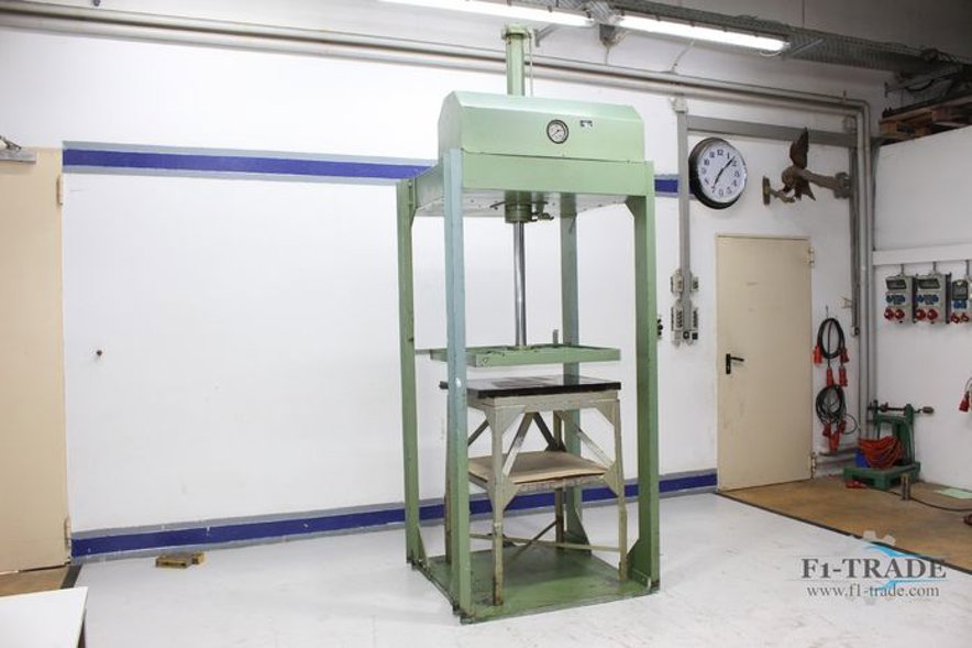Pressing units Traenklein ST UST IA