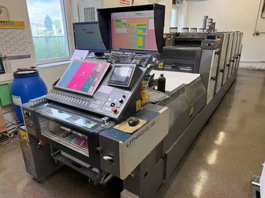 Sheet Fed / Offset Komori 520+L