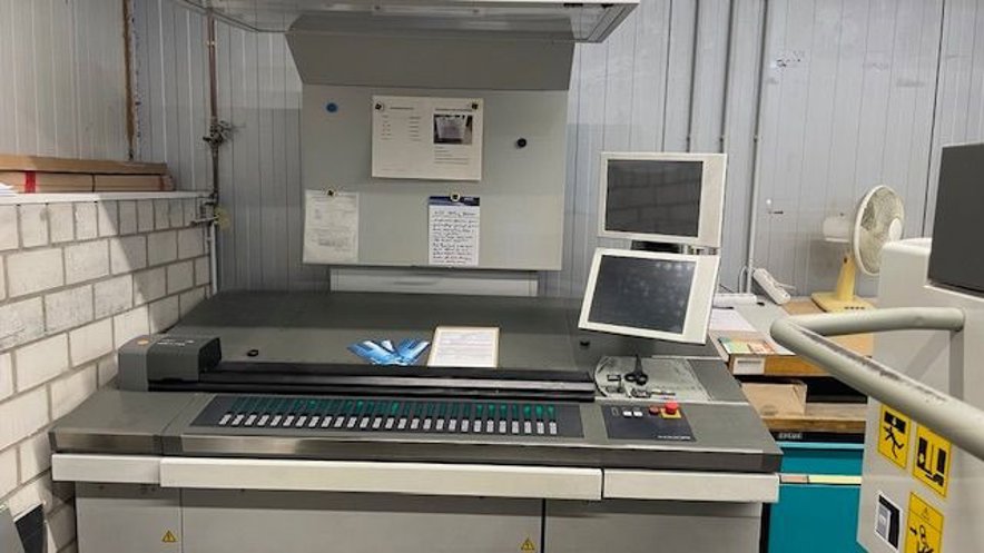 Sheet Fed / Offset Komori LA 437