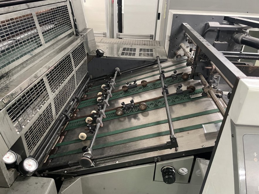 Sheet Fed / Offset Komori LA 437