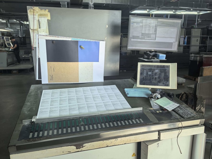 Sheet Fed / Offset Komori LA 437