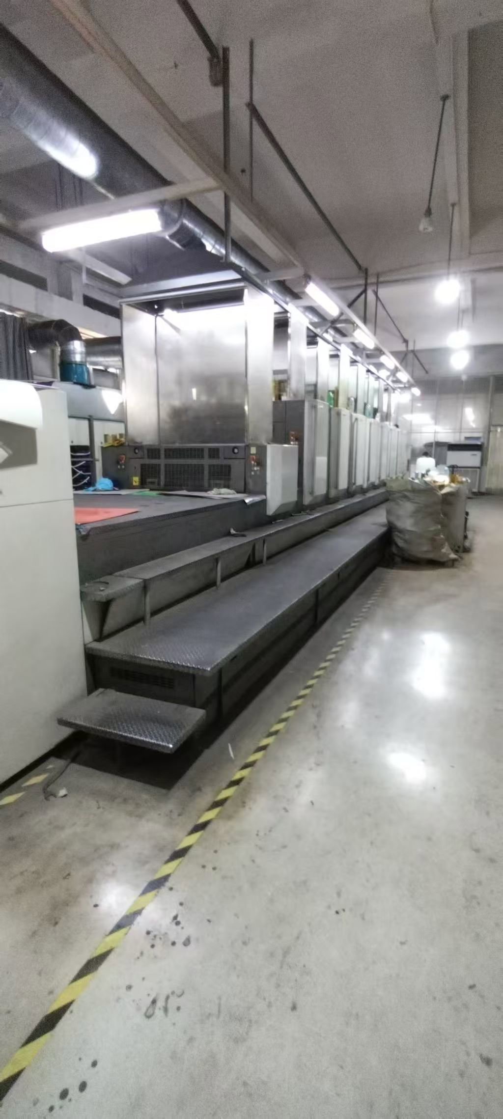Sheet Fed / Offset Komori L840+L