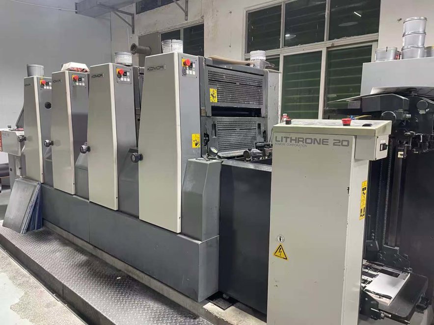 Sheet Fed / Offset Komori Lithrone L-420