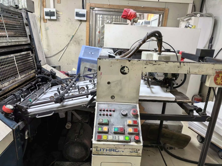 Sheet Fed / Offset Komori Lithrone L-426
