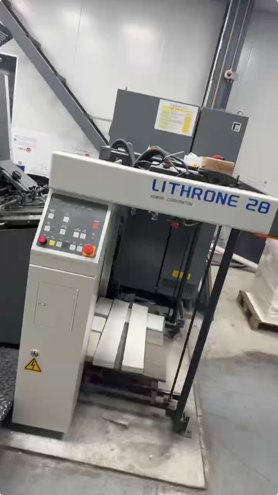 Sheet Fed / Offset Komori Lithrone L-428