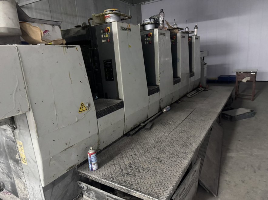 Sheet Fed / Offset Komori Lithrone L-428
