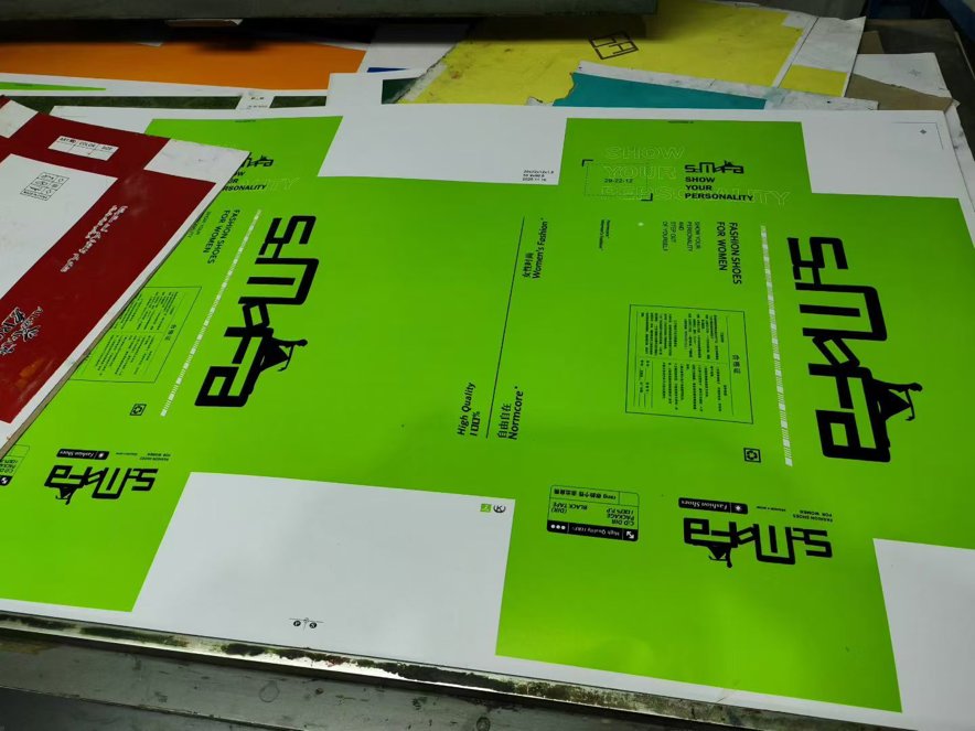 Sheet Fed / Offset Komori Lithrone L-440