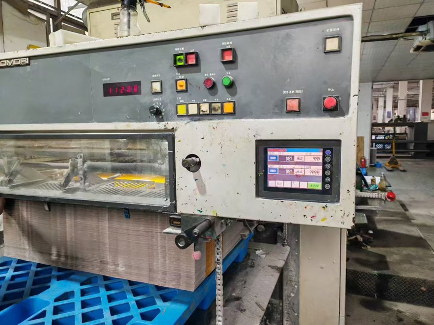 Sheet Fed / Offset Komori Lithrone L-440