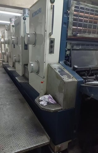 Sheet Fed / Offset Komori Lithrone L-440