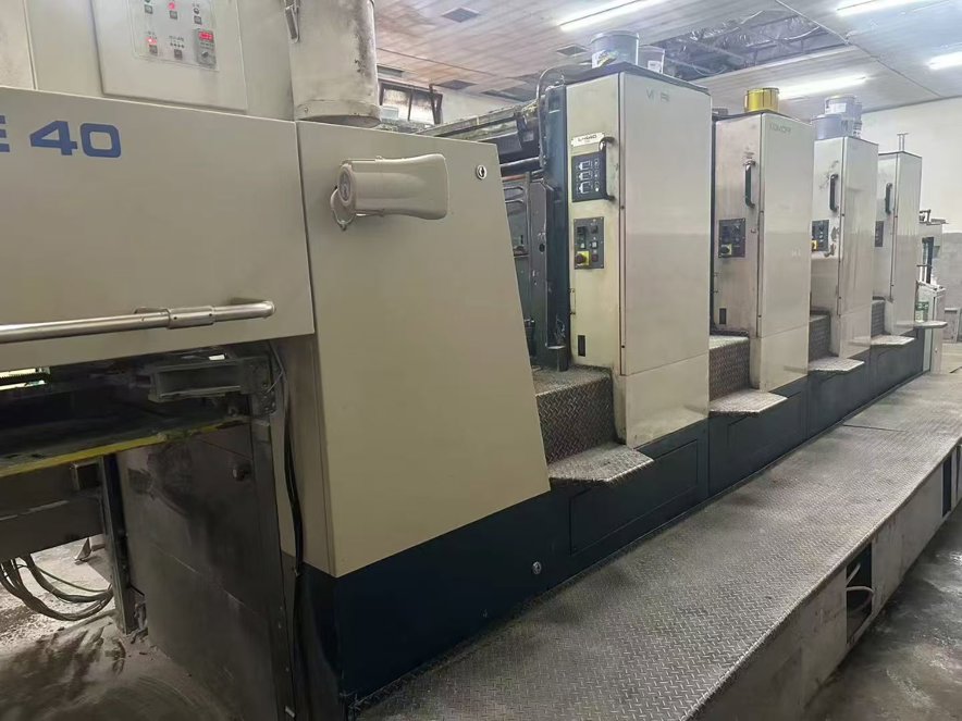 Sheet Fed / Offset Komori Lithrone L-440
