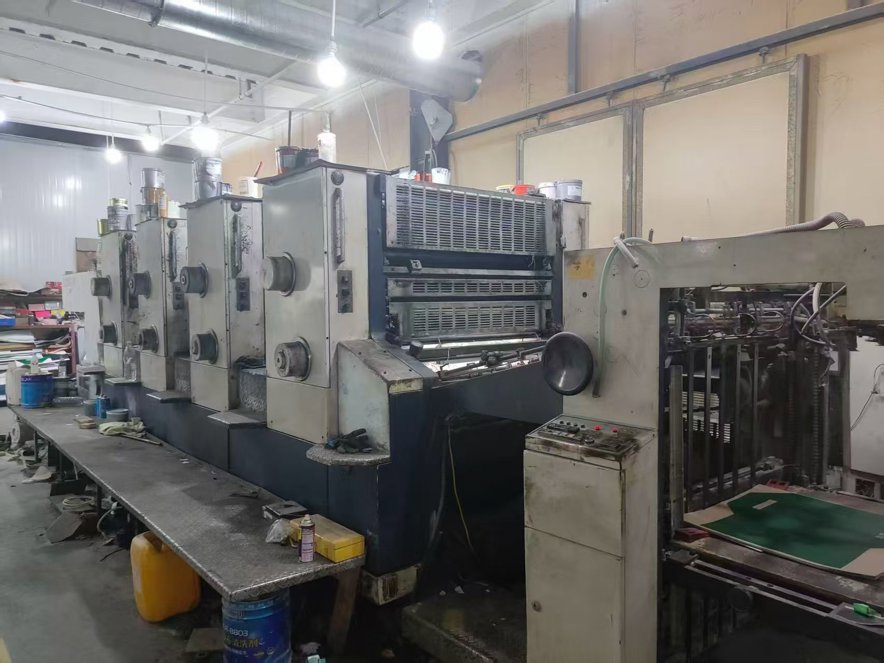Sheet Fed / Offset Komori Lithrone L-440