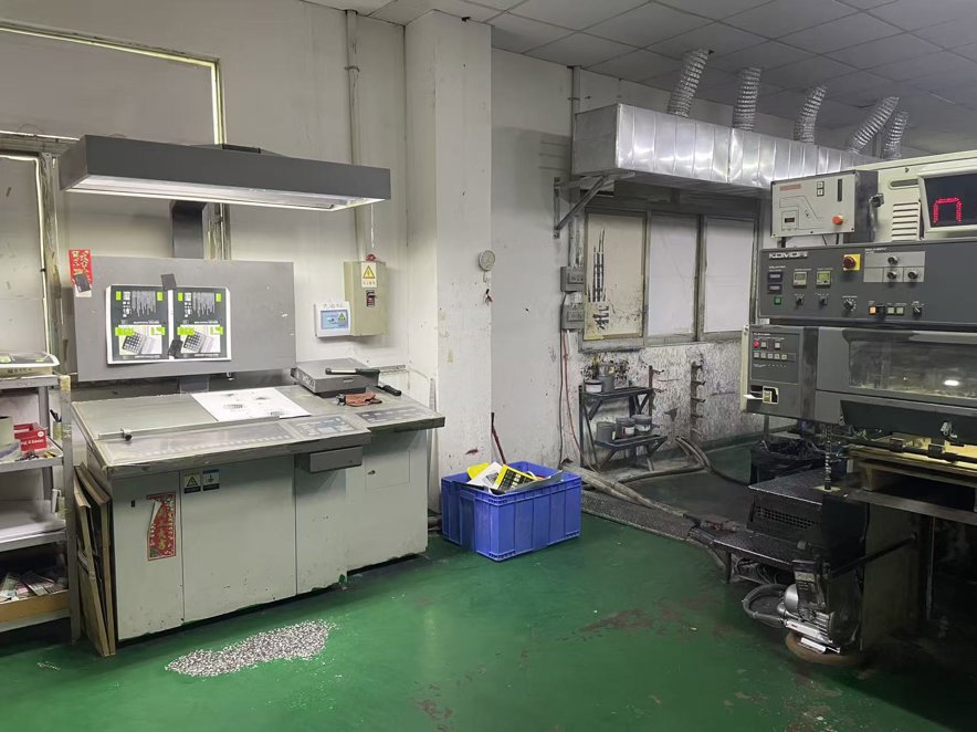 Sheet Fed / Offset Komori Lithrone L-528