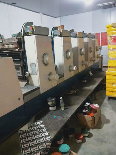 Sheet Fed / Offset Komori Lithrone L-528