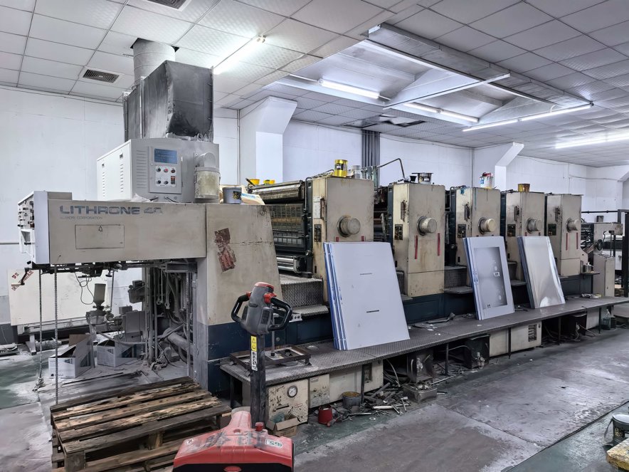 Sheet Fed / Offset Komori Lithrone L-540