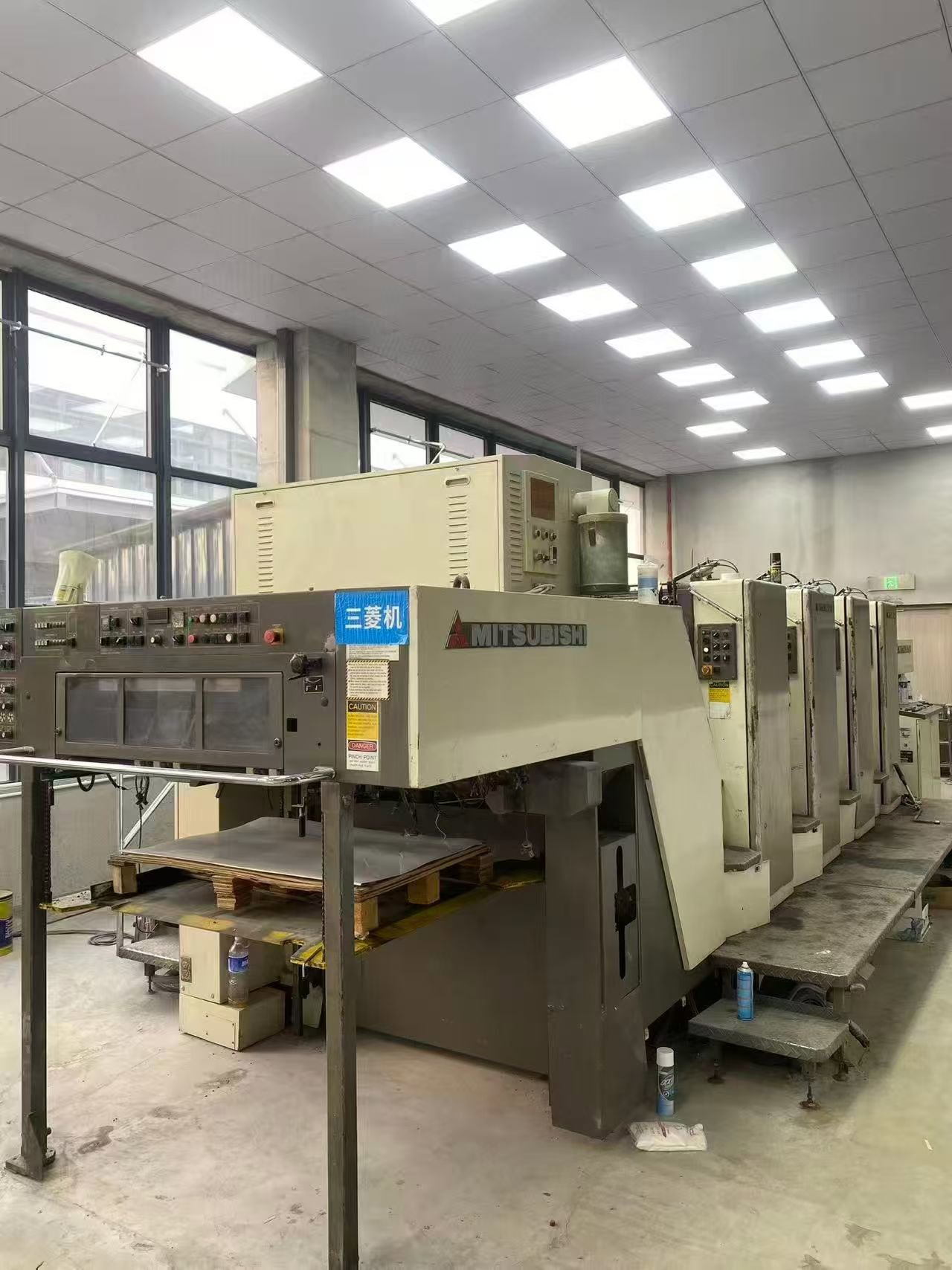 Sheet Fed / Offset Mitsubishi D3000-4