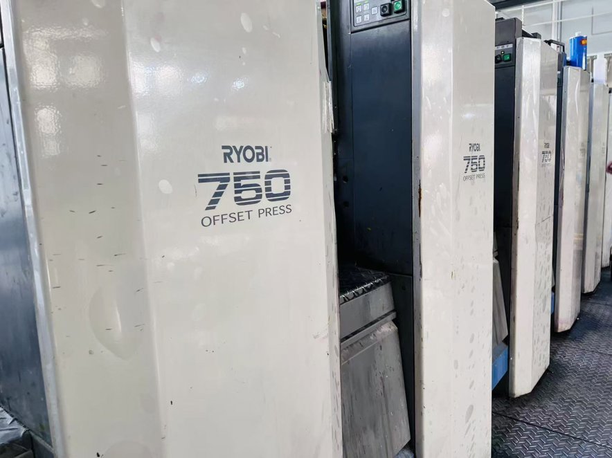 Sheet Fed / Offset Ryobi 755+L