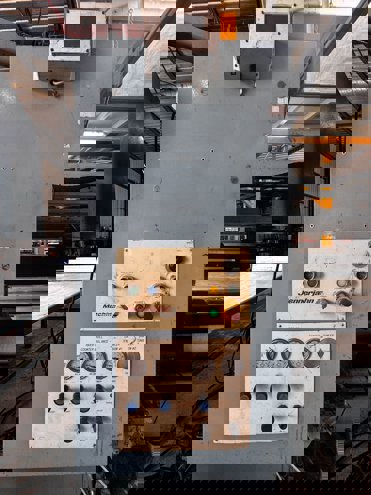 Slitter rewinders Jennerjahn JJS-54 Semi-Automatic Paper Slitting Machines