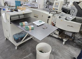 Upright delivery with pressing unit Palamides delta 703