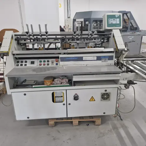 Gathering and collating Hunkeler  VEA-520