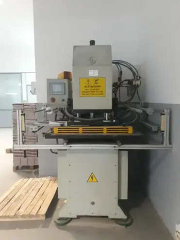 Hot foil embossing machines Hensaa Foil Stamping Machine
