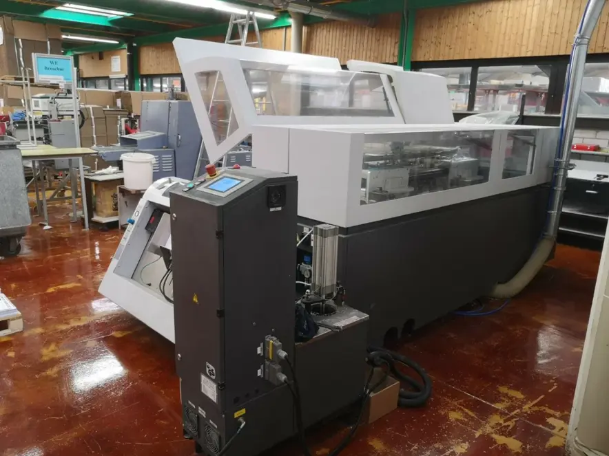 Perfect binder lines Heidelberg Eurobind 1300 PUR