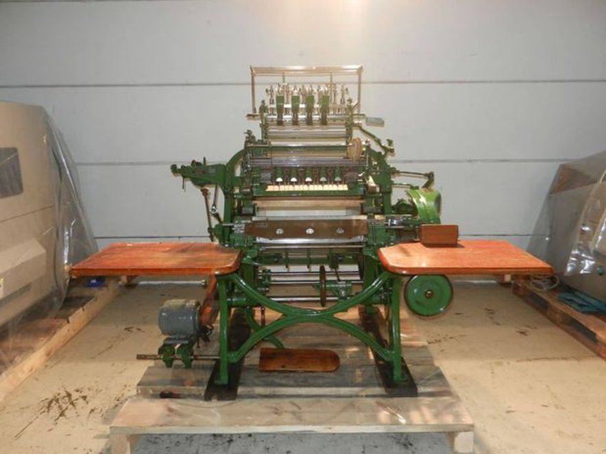 Sewing Machines Brehmer 39 3/4-2