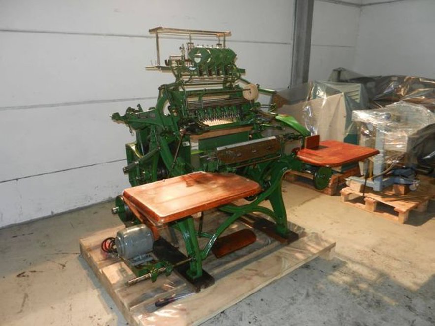 Sewing Machines Brehmer 39 3/4-2